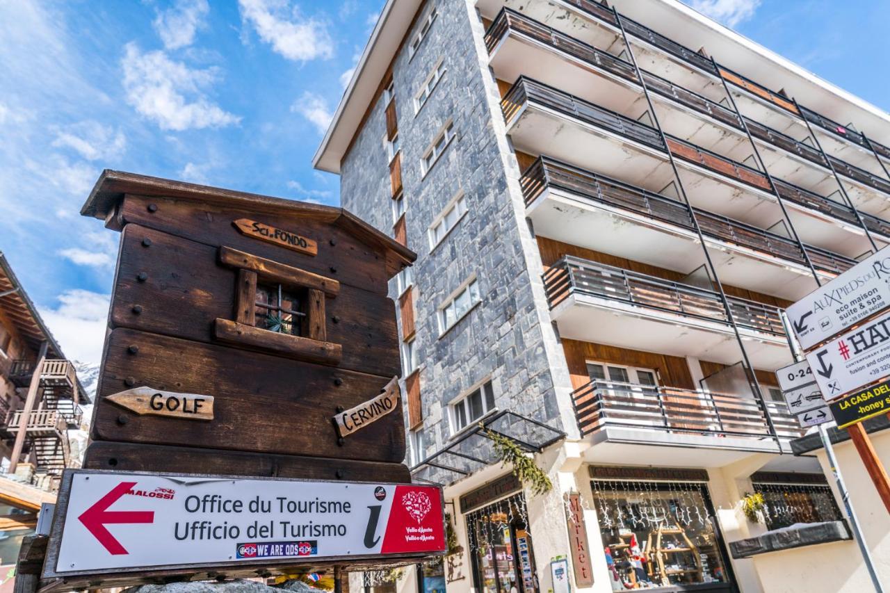 Stay In Cervinia Deluxe Apartment Breuil-Cervinia Exterior photo